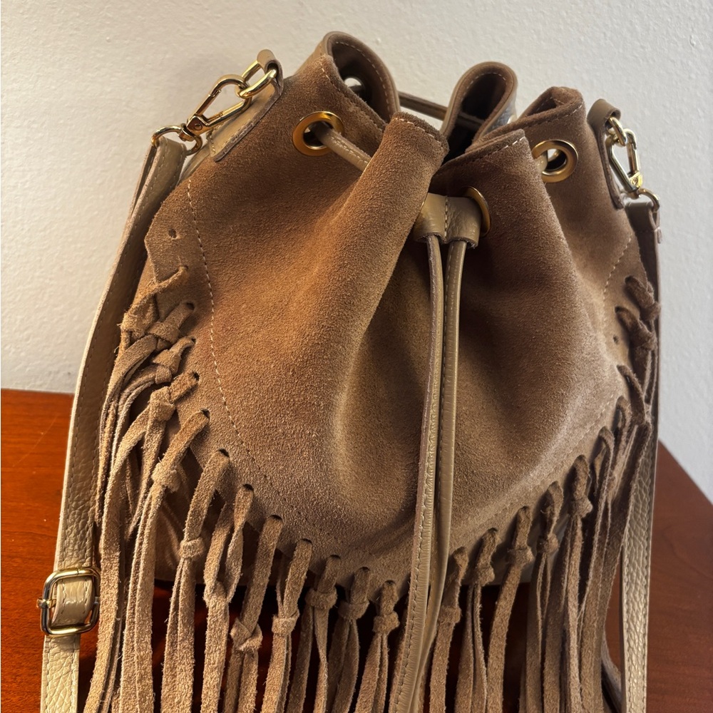 Diva’s Bag Fringe Suede Bucket Bag - Picture 2 of 14